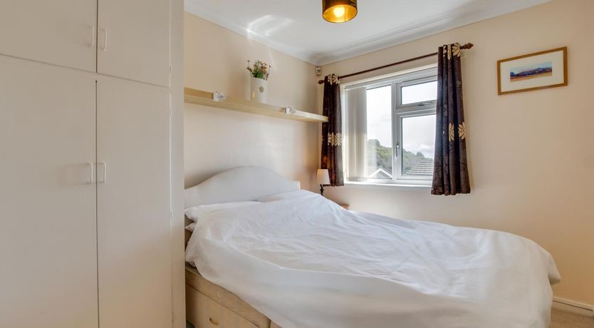Photo of 2 Bed in Mumbles