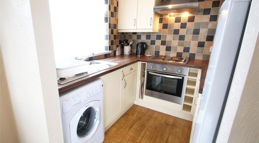 Photo of 2 Bed in Mumbles
