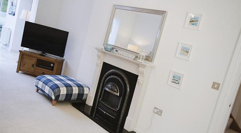 Photo of 4 Bed in Gower
