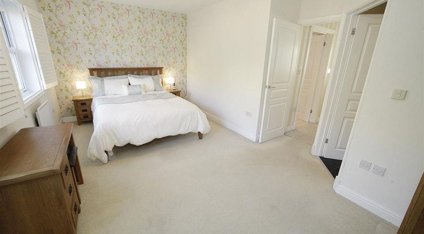 Photo of 4 Bed in Gower