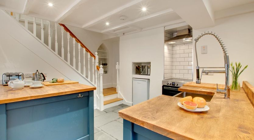 Photo of 2 Bed in Padstow