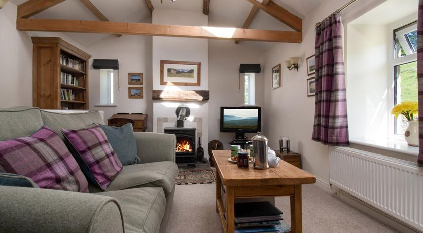 Photo of 2 Bed in Low Row