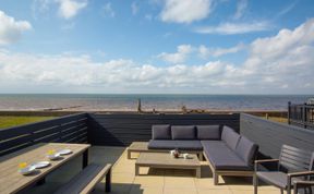 Photo of 3 Bed in Heacham