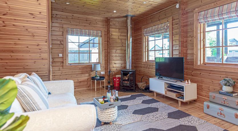 Photo of 2 Bed in Menai Bridge