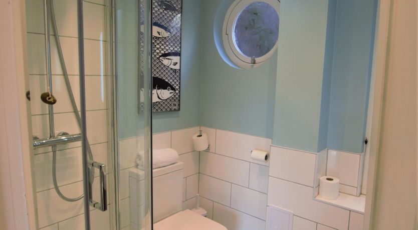 Photo of 3 Bed in Beer