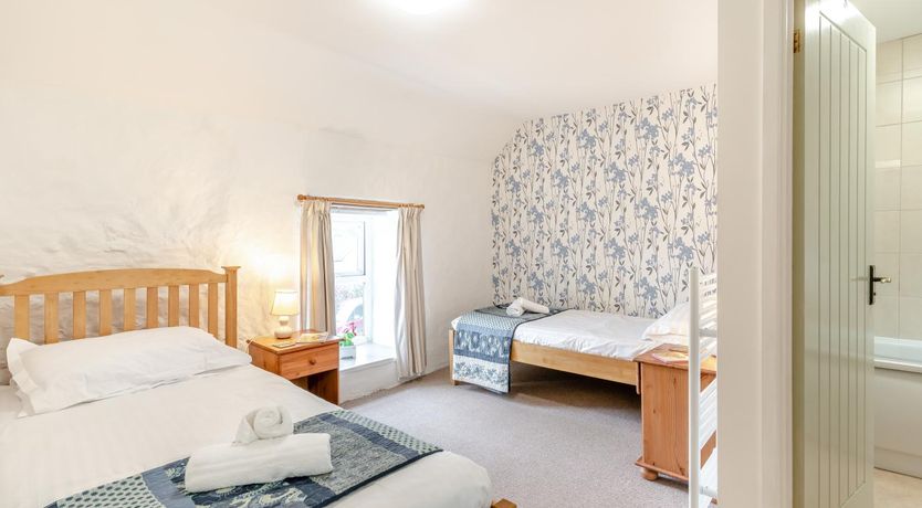 Photo of 2 Bed in Swansea