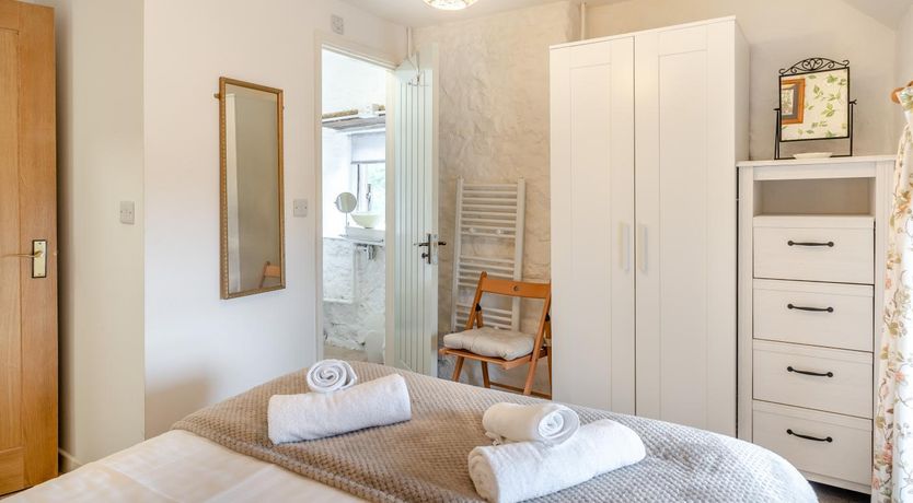 Photo of 2 Bed in Swansea