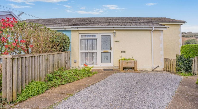 Photo of 2 Bed in Mumbles