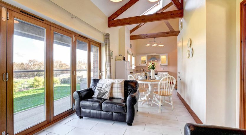 Photo of 4 Bed in Barry