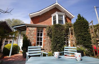 1 Bed in Gower Holiday Home