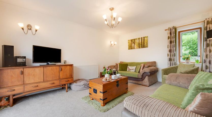 Photo of 3 Bed in Dronfield