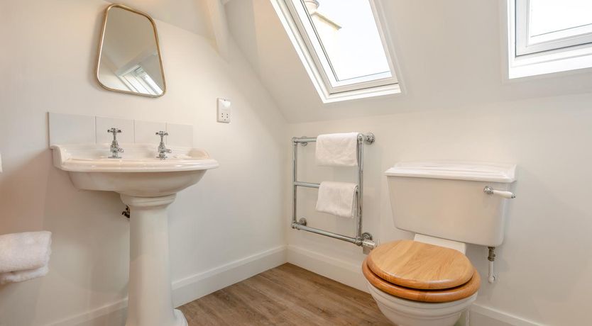 Photo of 3 Bed in Sennen