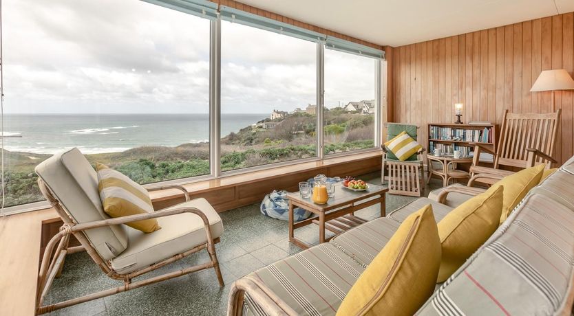 Photo of 3 Bed in Sennen