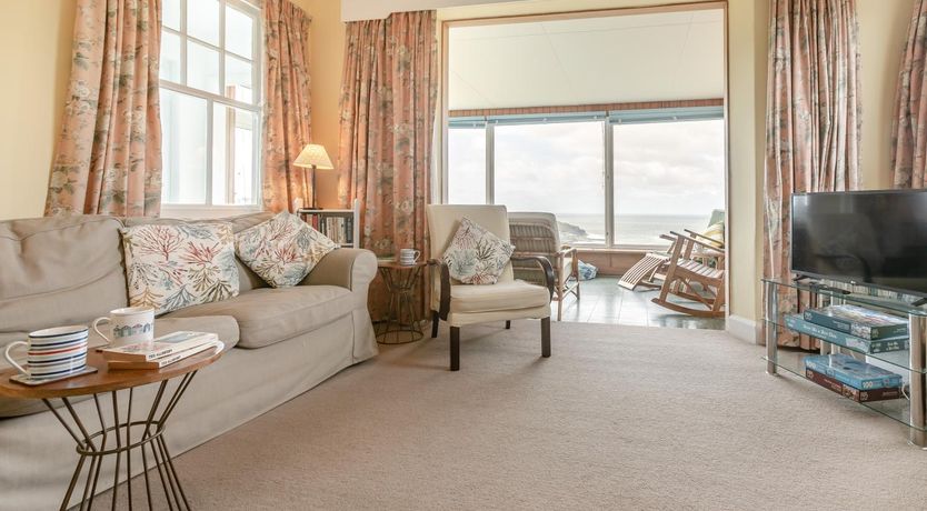 Photo of 3 Bed in Sennen