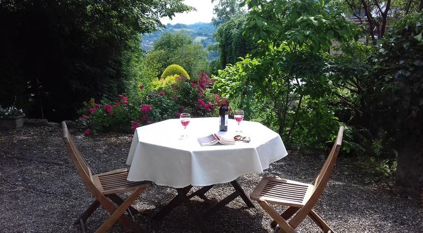 Photo of 2 Bed in Matlock