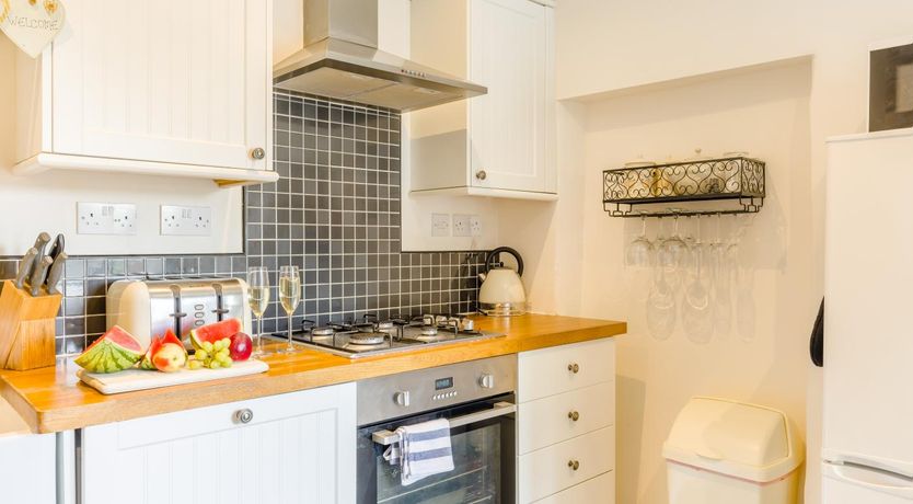 Photo of 2 Bed in Chinley