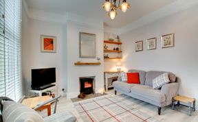 Photo of 2 Bed in Hythe