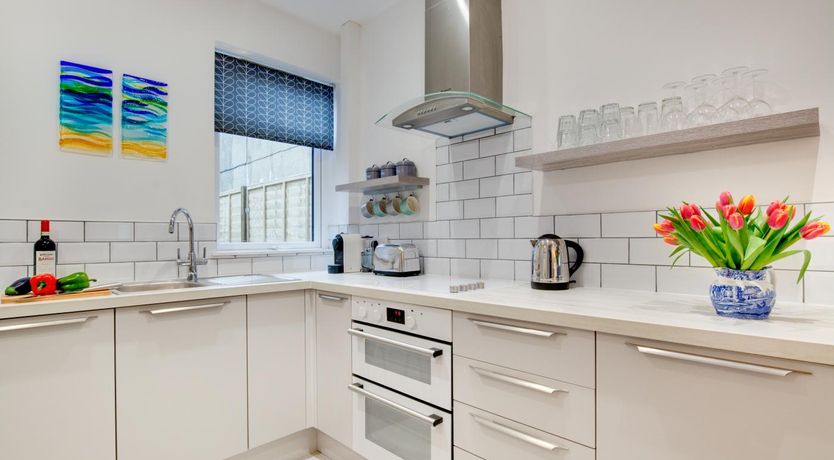 Photo of 2 Bed in Hythe