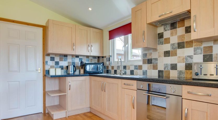 Photo of 2 Bed in St. Merryn