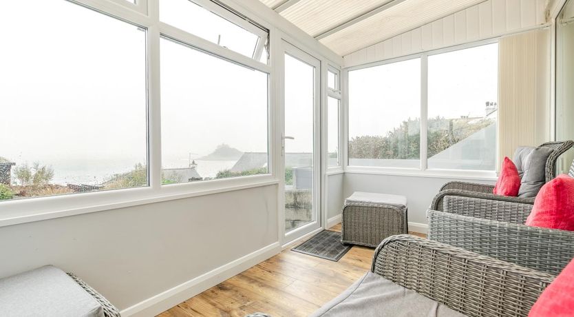 Photo of 2 Bed in Marazion