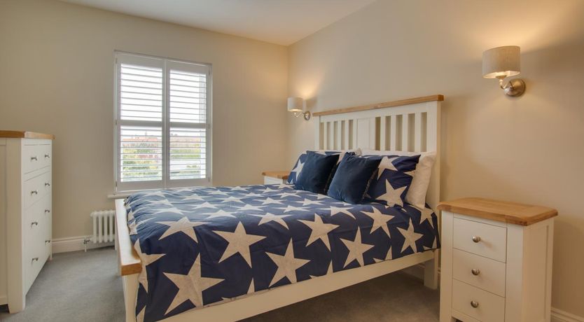 Photo of 2 Bed in Holt