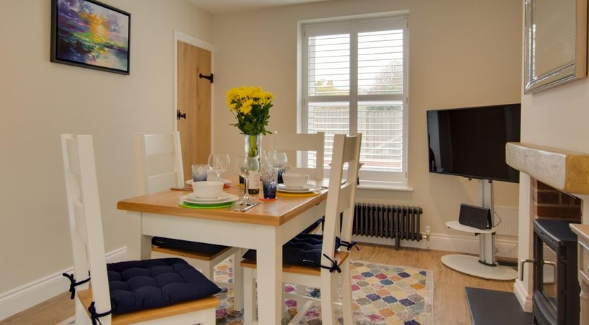 Photo of 2 Bed in Holt
