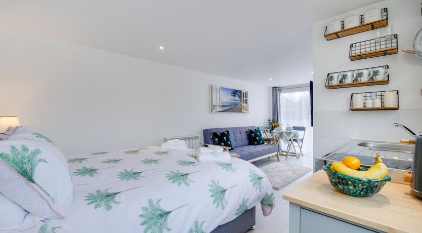 Photo of 1 Bed in Saltdean