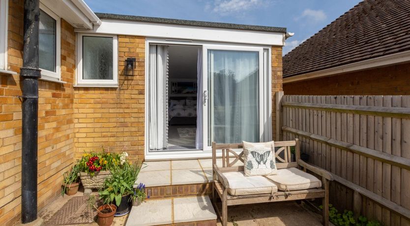 Photo of 1 Bed in Saltdean