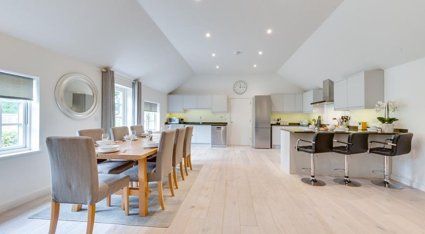 Photo of 3 Bed in Snape