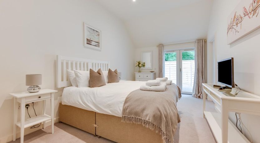 Photo of 3 Bed in Snape