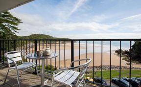 Photo of 1 Bed in Caswell Bay