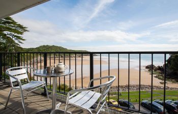 1 Bed in Caswell Bay Holiday Home