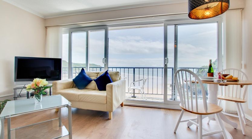 Photo of 1 Bed in Caswell Bay