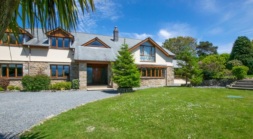 Photo of 7 Bed in Ashton