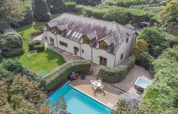 7 Bed in Ashton Holiday Home