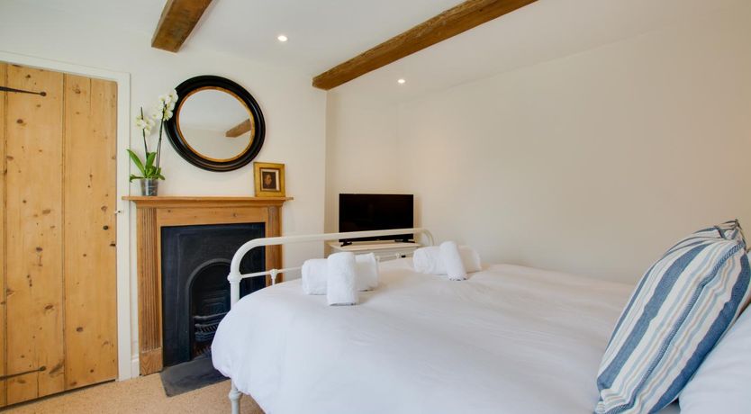 Photo of 3 Bed in Holt