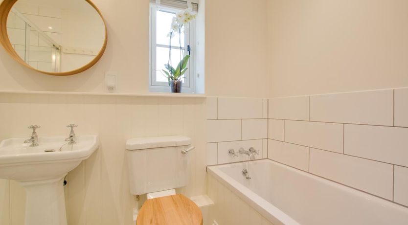 Photo of 3 Bed in Holt