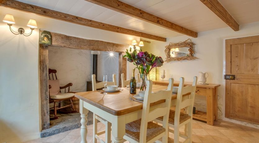 Photo of 2 Bed in Helford