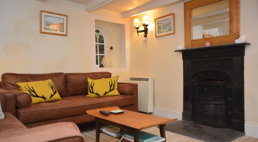 Photo of 2 Bed in Helford