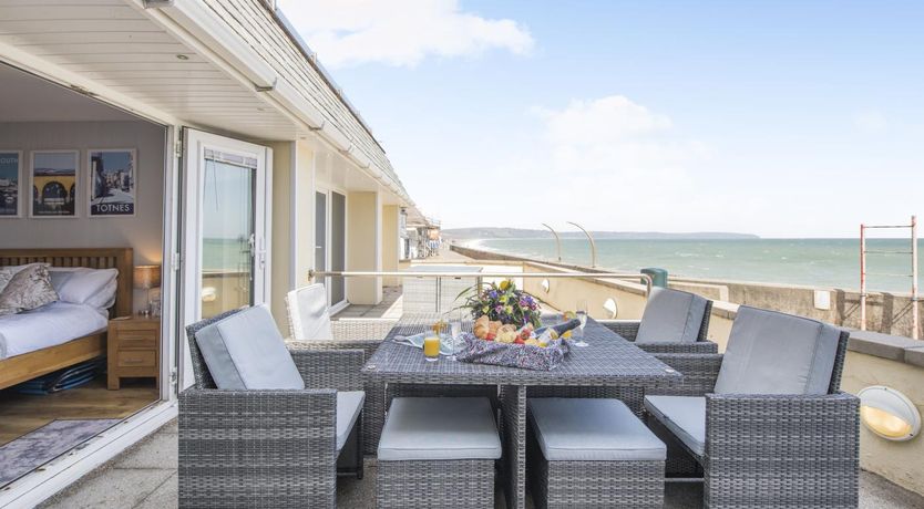 Photo of 2 Bed in Torcross