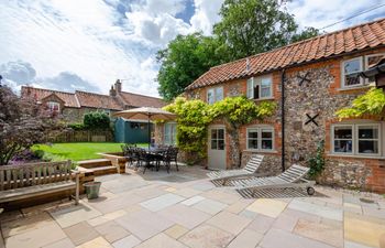 5 Bed in Wighton Holiday Home