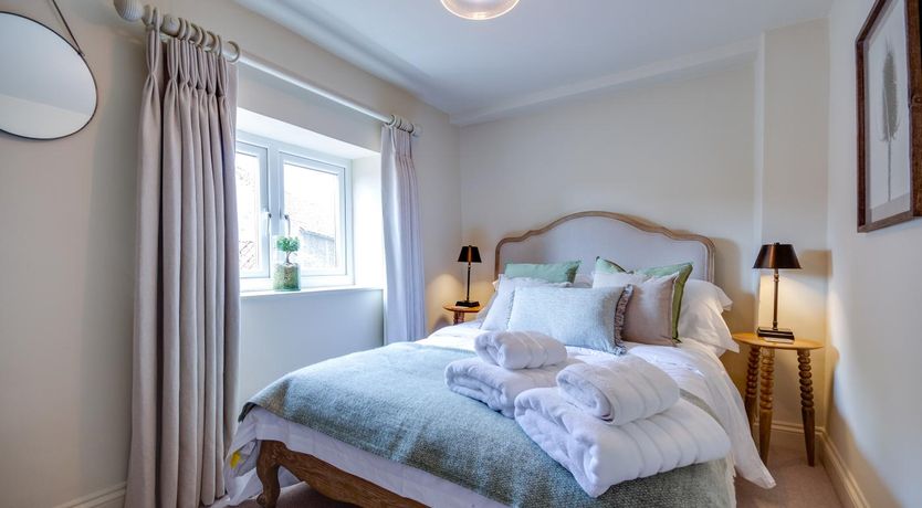 Photo of 5 Bed in Wighton