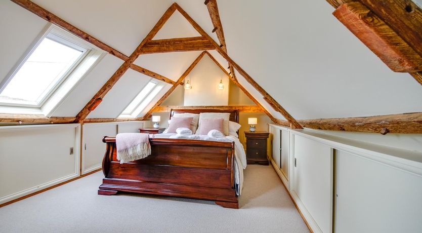 Photo of 5 Bed in Wighton