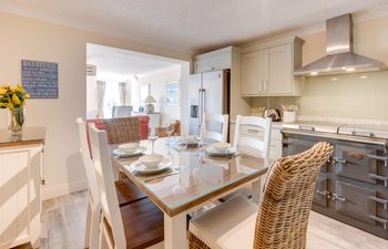 2 Bed in Langland Holiday Home