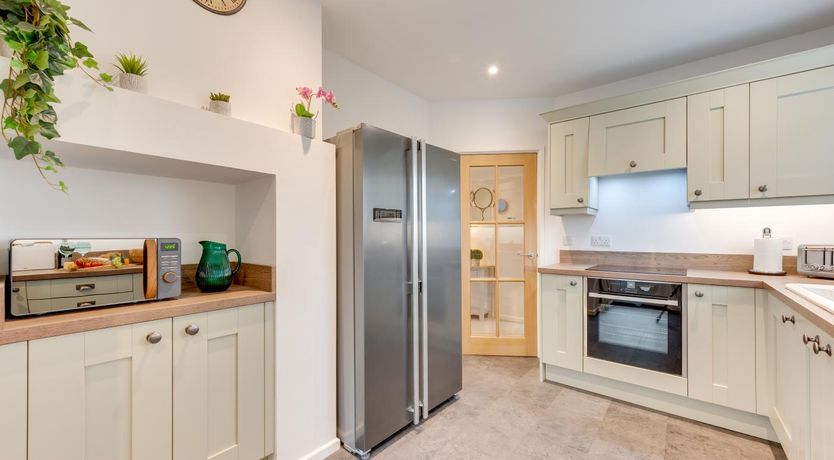 Photo of 4 Bed in Langton Matravers