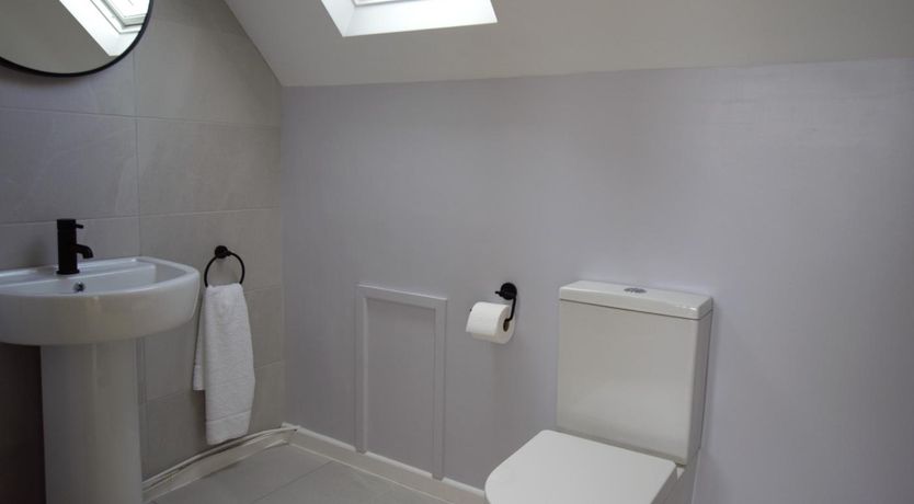 Photo of 4 Bed in Langton Matravers