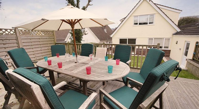 Photo of 5 Bed in Limeslade