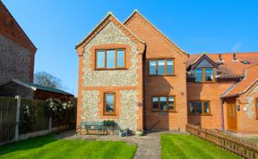 Photo of 3 Bed in Mundesley