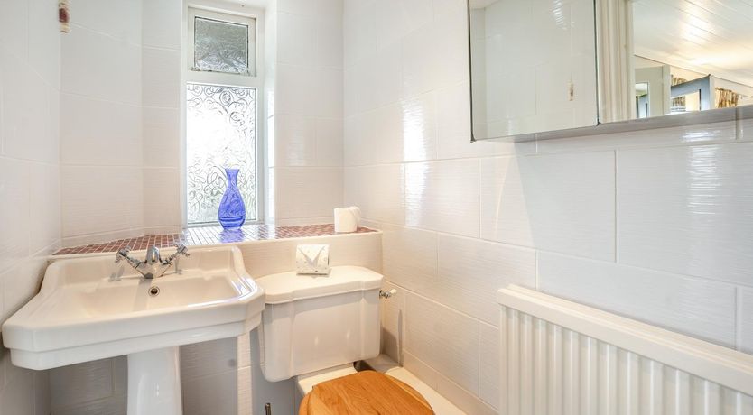 Photo of 1 Bed in Mumbles
