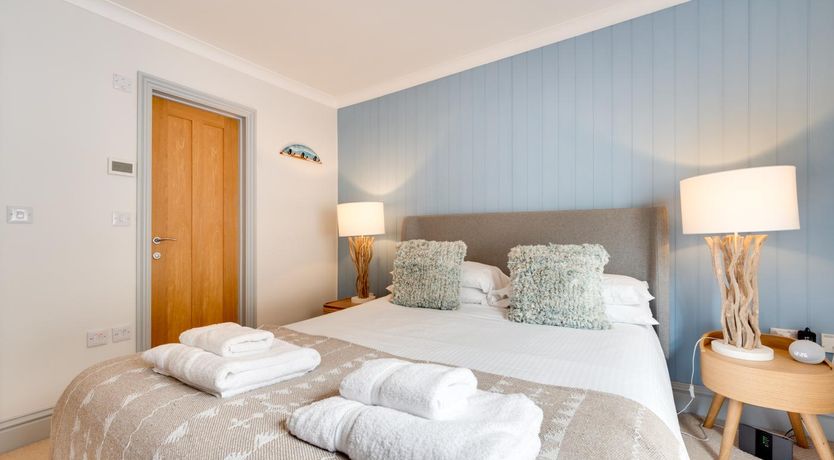 Photo of 2 Bed in Fowey
